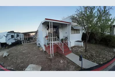 1304 E Avenue I #35, Lancaster, CA 93535 - Photo 2