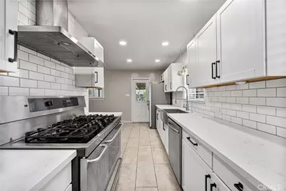 201 Oleander, Bakersfield, CA 93304 - Photo 20