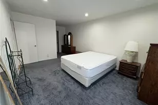 12720 Burbank, Valley Village, CA 91607 - Photo 14