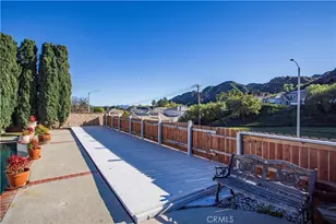 28012 Gold Hill, Castaic, CA 91384 - Photo 26