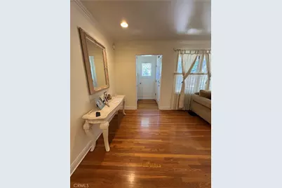 6552 Aqueduct Avenue, Van Nuys, CA 91406 - Photo 2