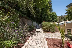 1551 N Beverly Glen Blvd, Los Angeles, CA 90077 - Photo 32