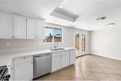 716 E Avenue J5, Lancaster, CA 93535 - Photo 18