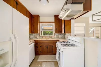 2106 W Cerritos, Anaheim, CA 92804 - Photo 14