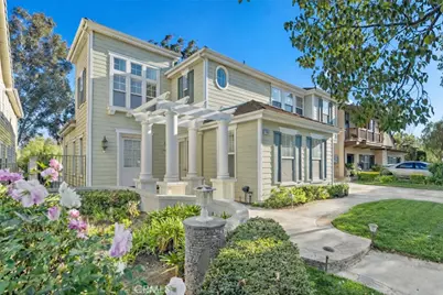 27053 Island Road, Valencia, CA 91355 - Photo 2