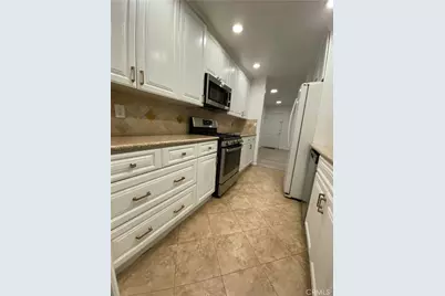 18645 Hatteras Street #278, Tarzana, CA 91356 - Photo 10