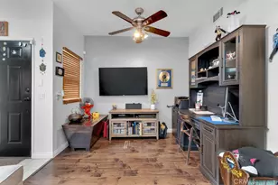 6323 Reseda Blvd, Tarzana, CA 91335 - Photo 10