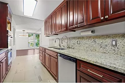 5330 Lindley Ave #209, Encino, CA 91316 - Photo 14