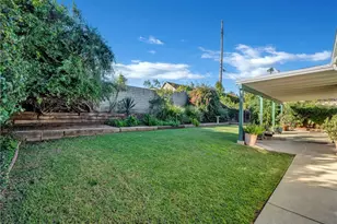 11529 De Celis, Granada Hills, CA 91344 - Photo 30