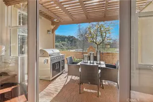 27976 Red Pine Ct, Valencia, CA 91354 - Photo 14