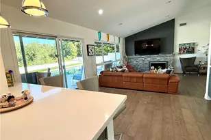 22983 Paul Revere, Calabasas, CA 91302 - Photo 12
