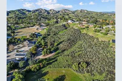 30541 Hasley Canyon Road, Castaic, CA 91384 - Photo 34