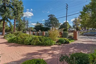23023 Hatteras St, Woodland Hills, CA 91367 - Photo 52
