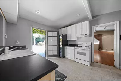 16751 Rayen, Northridge, CA 91343 - Photo 32