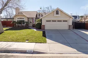2028 W Ave K10, Lancaster, CA 93536 - Photo 2