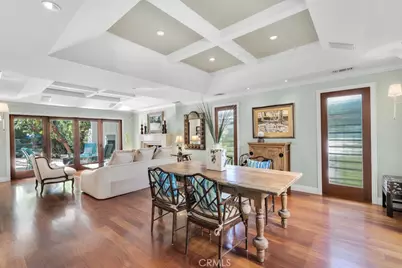 22122 Avenue Morelos, Woodland Hills, CA 91364 - Photo 22