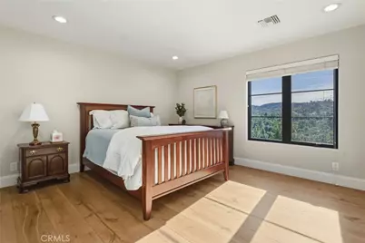 22248 Dumetz Road, Woodland Hills, CA 91364 - Photo 42