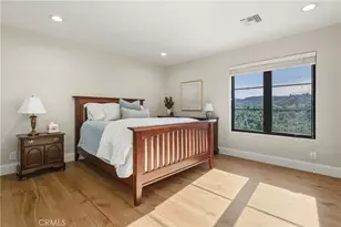 22248 Dumetz Rd, Woodland Hills, CA 91364 - Photo 42