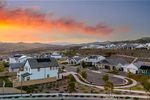 28507 Wildflower Ter, Castaic, CA 91384 - Photo 34