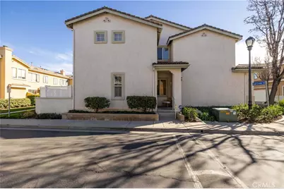 25408 Quail Creek Court, Saugus, CA 91350 - Photo 2