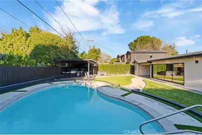 23103 Leonora, Woodland Hills, CA 91367 - Photo 38