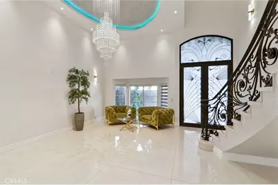 6355 Yolanda Avenue, Tarzana, CA 91335 - Photo 8