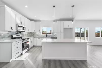 8624 Forest Blvd, California City, CA 93505 - Photo 12