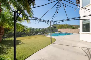 5474 Sunlight, Simi Valley, CA 93063 - Photo 30