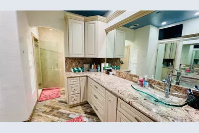 6115 Cloud Peak Court, Bakersfield, CA 93313 - Photo 26