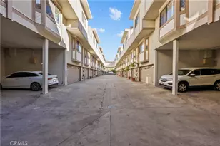 10229 Variel, Chatsworth, CA 91311 - Photo 40