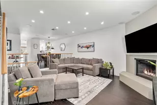 10229 Variel, Chatsworth, CA 91311 - Photo 2