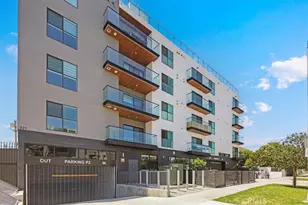 321 S Oxford Ave, Los Angeles, CA 90020 - Photo 1