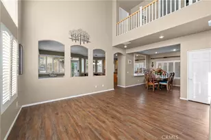 28741 Park Woodland, Saugus, CA 91390 - Photo 4