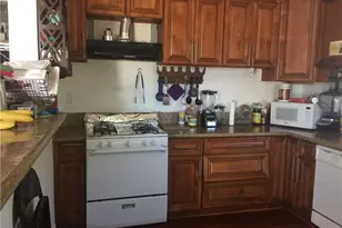 10756 N Haddon Ave, Pacoima, CA 91331 - Photo 22