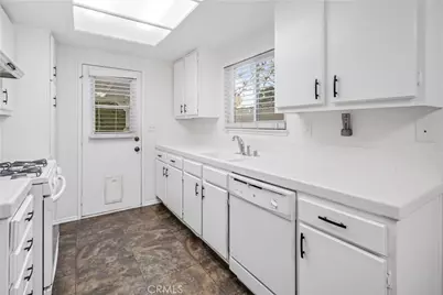 1828 W Avenue K9, Lancaster, CA 93534 - Photo 14