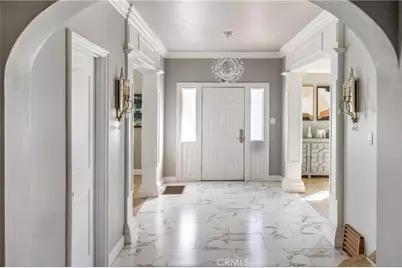 821 Lorraine, Los Angeles, CA 90005 - Photo 12