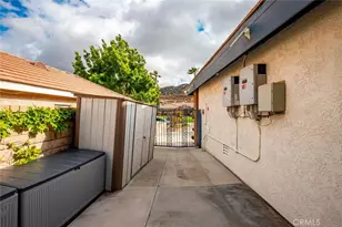 6723 Sycamore Ln, Palmdale, CA 93551 - Photo 40