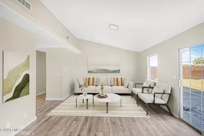 8325 Jacarada, California City, CA 93505 - Photo 4