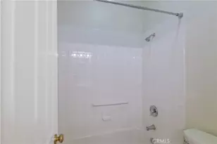 21665 Canyon Heights Cir, Saugus, CA 91390 - Photo 26