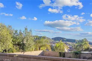 21665 Canyon Heights Cir, Saugus, CA 91390 - Photo 36