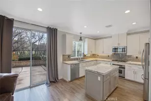 28534 Old Spanish Trail, Saugus, CA 91390 - Photo 8