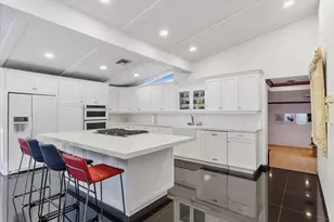 8238 Skyline Dr, Los Angeles, CA 90046 - Photo 32