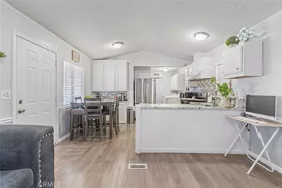 5711 Columbia Way #137, Quartz Hill, CA 93536 - Photo 6