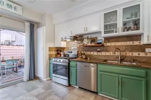 6525 Woodman Ave, Los Angeles, CA 91401 - Photo 20