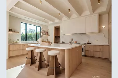 11746 Blix, Valley Village, CA 91607 - Photo 10