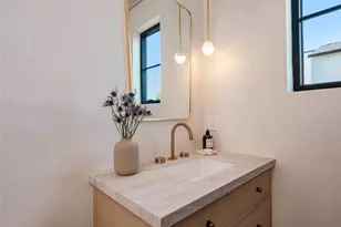 11746 Blix, Valley Village, CA 91607 - Photo 50