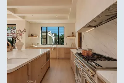 11746 Blix, Valley Village, CA 91607 - Photo 14