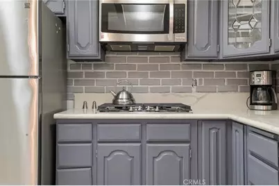 18927 Claycrest, Canyon Country, CA 91351 - Photo 14