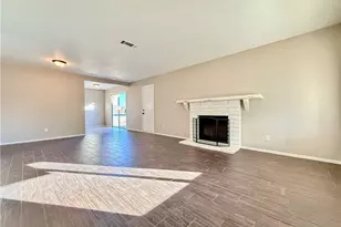 17365 Newmont, Lancaster, CA 93535 - Photo 8