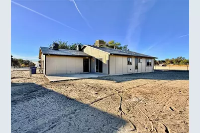 17365 Newmont, Lancaster, CA 93535 - Photo 32